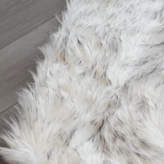 ORINOVA White and Grey Faux Shaggy Fur Rug for Living Room Plush Washable Sheepskin Fur Area Rugs 3x5 Nursery Rug