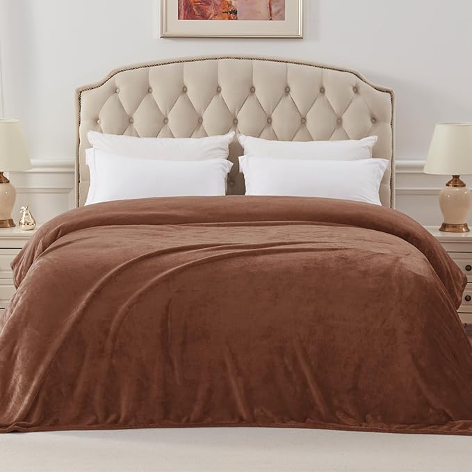 Exclusivo Mezcla Fleece Blankets Queen Size for Bed, Super Soft and Warm, All Season, Cozy, Plush, Lightweight, 90x90 Inches, Brown