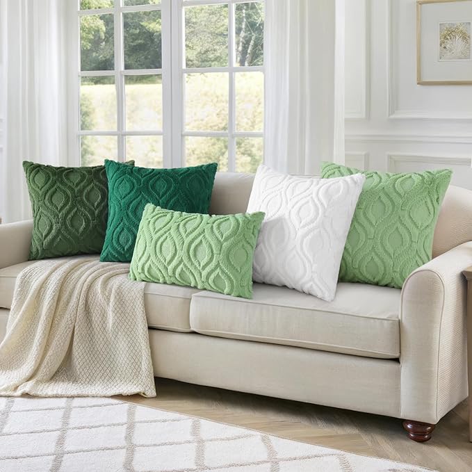 decorUhome Throw Pillow Covers 20x20 Inch Set of 2, Soft Plush Faux Wool White Solid Couch Pillow Covers, Accent Farmhouse Neutral Square Pillow Cases for Sofa Bed Living Room