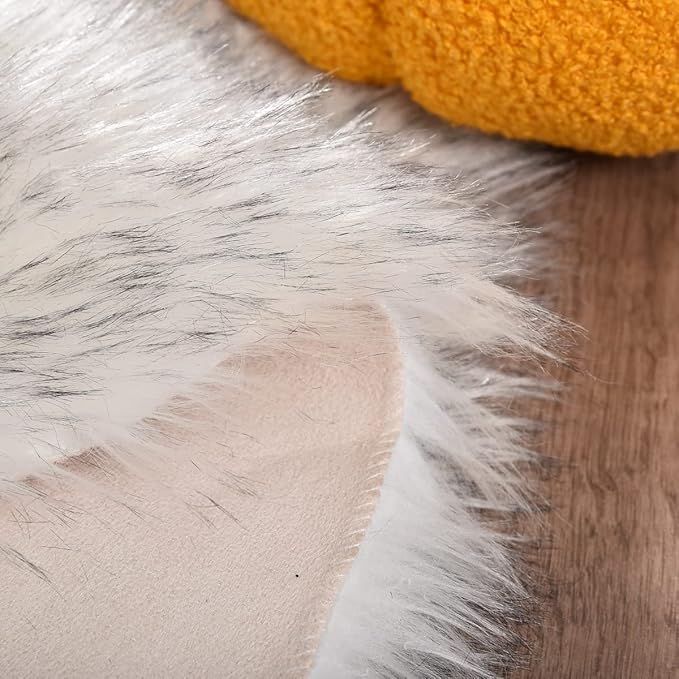 ORINOVA 5x7 Area Rug White and Gray Washable Shaggy Faux Sheepskin Fur Rug for Living Room Large Nursery Rug Teen Room Home Décor