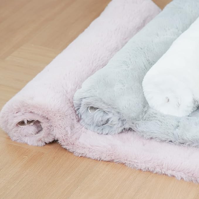 Ghouse Ultra Soft Faux Rabbit Fur Rug 2x3, Machine Washable Area Rugs for Bedroom Fluffy Rugs for Living Room, no-Shedding Carpet Sheepskin Rug Grey