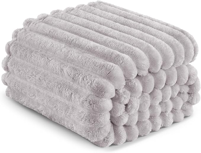 Exclusivo Mezcla Fleece Throw Blanket for Couch, Super Soft Striped Jacquard Bed Blanket, Lightweight Fuzzy Cozy for All Seasons, 50x60 Inches, Light Grey