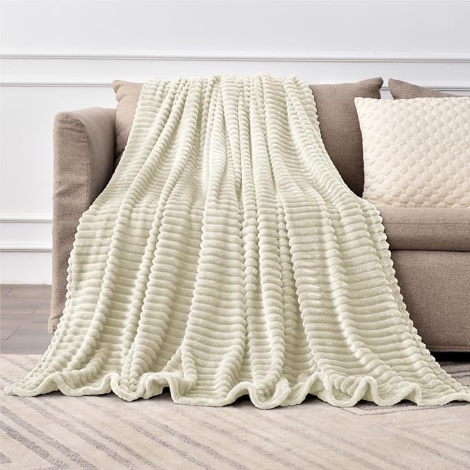 BEDELITE Fleece Blanket Queen Size – 3D Ribbed Jacquard Soft and Warm Decorative Fuzzy Blankets – Cozy, Fluffy, Plush Lightweight Throw Blankets for Couch, Bed, Sofa(Beige, 90x90 inches)