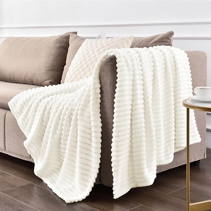 BEDELITE Fleece Throw Blanket for Couch – 3D Ribbed Jacquard Soft and Warm Decorative Fuzzy Blanket – Cozy, Fluffy, Plush Lightweight Cream Throw Blankets for Bed, Sofa, 50x60 inches