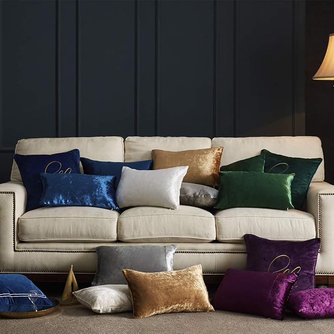 GIGIZAZA Blue Decorative Throw Pillow Covers, 20x20 Velvet Square Solid Couch Pillows for Bedroom Set of 2 Modern Home Decor Super Soft Cushion Pillowcases