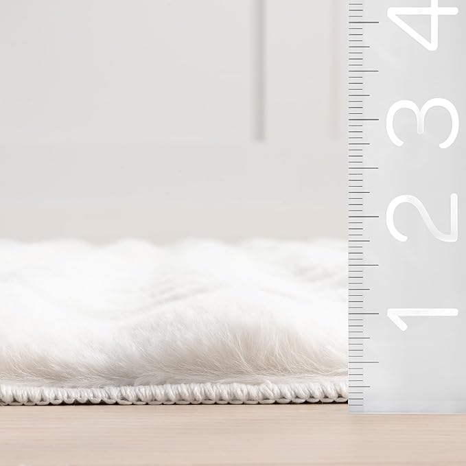 nuLOOM 7'6' x 9'6' Cozy Plush Area Rug, Machine Washable, Non-Slip, Soft Fluffy Shag Carpet for Living Room Bedroom Kids Room Nursery Home Decor, Jeni White