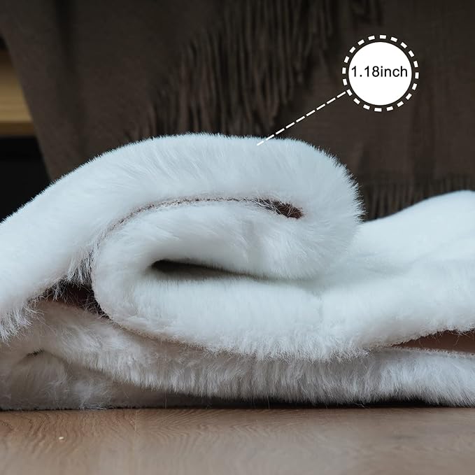 Ghouse Faux Rabbit Fur Round Rug 3ft White Round Rugs for Bedroom Decor Fluffy Area Rugs for Living Room, no-Shedding Carpet Sheepskin Washable Rug Rome Decor