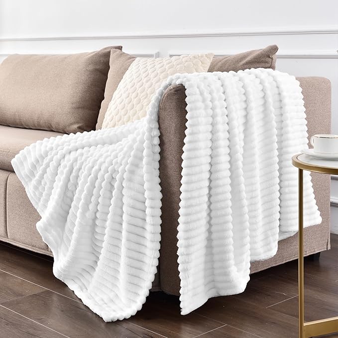 BEDELITE Fleece Throw Blanket for Couch – 3D Ribbed Jacquard Soft and Warm Decorative Fuzzy Blanket – Cozy, Fluffy, Plush Lightweight White Throw Blankets for Bed, Sofa, 50x70 inches