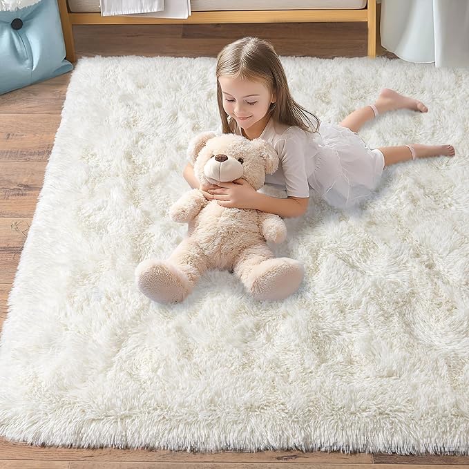 Pionblank Fluffy Area Rug for Bedroom 4x6 Feet, Indoor Plush Carpet, Shag Soft Bedside Rug, Cute Comfy Furry Rug for Living Room Dorm Girls Boys Room Nursery Decor, Cream White