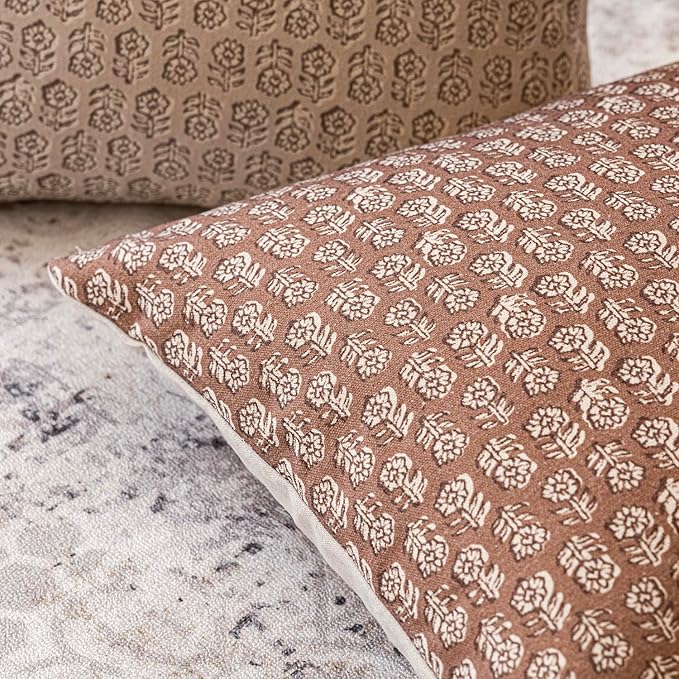 Foindtower Set of 2 Decorative Vintage Floral Print Throw Pillow Covers Neutral Farmhouse Cushion Covers Boho Home Decor for Sofa Couch Chair Bedroom Living Room,24×24 Inch,Light Orange Brown