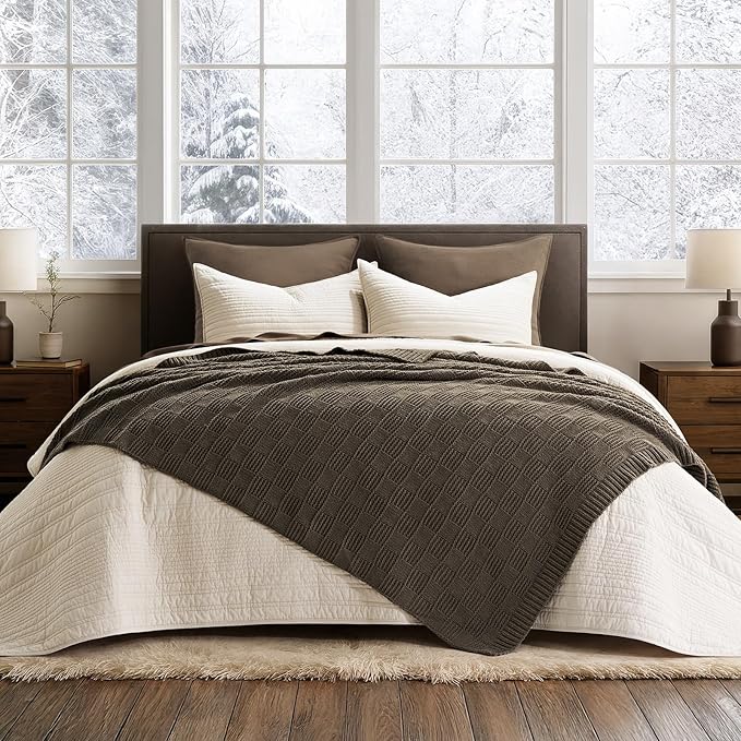 EVERGRACEHOME Modern Checkered Chenille Throw Blanket, Soft Cozy Plaid Knitted Chair Blanket for Sofa Couch, Decorative Knit Throw for Bed and Living Room, Mocha Brown, 50" x 60"