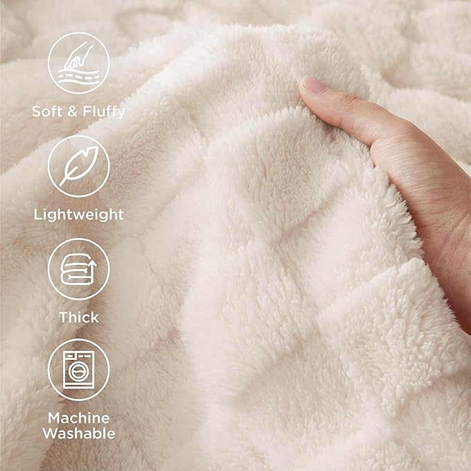 Bedsure GentleSoft Twin Blanket for Bed Cream - Super Soft Cozy Blankets for Kids Girls, Cute Fuzzy Fleece Throws for Bedroom Couch, 60x80 Inches