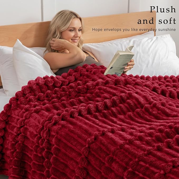 Exclusivo Mezcla Queen Size Flannel Fleece Blanket, Super Soft Striped Jacquard Bed Blanket, Lightweight Fuzzy Cozy for All Seasons, 90x90 Inches, Deep Red