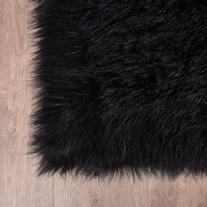 Goolela Black Round Rug 5ft Fluffy Fuzzy Sheepskin Carpet for Bedroom Living Room Black Circle Faux Fur Rug Shaggy Washable