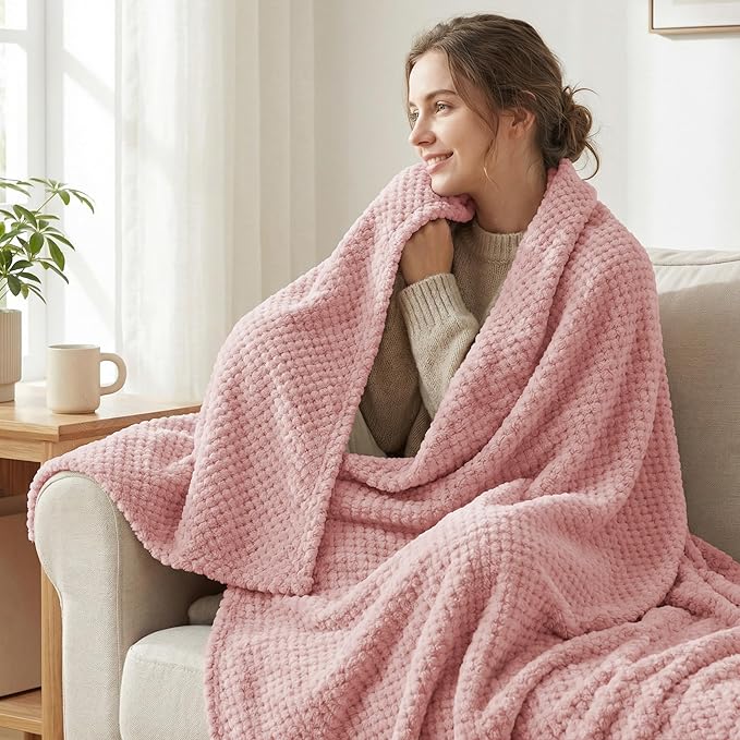 Exclusivo Mezcla Fleece Bed Blanket King Size, Super Soft and Warm Blankets for Couch, Sofa and Bed Waffle Textured, Cozy, Fuzzy and Lightweight (Dusty Pink, 90x104 Inches)