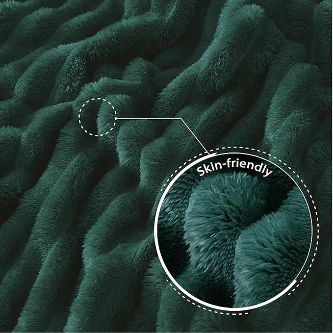 Exclusivo Mezcla King Size Flannel Fleece Blanket, Super Soft Striped Jacquard Bed Blanket, Lightweight Fuzzy Cozy for All Seasons, 90x104 Inches, Forest Green
