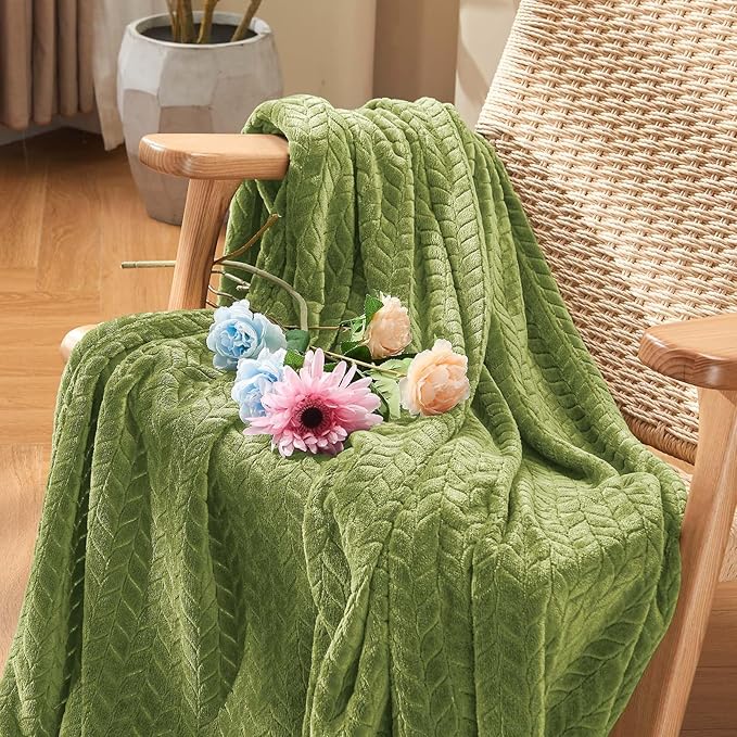 inhand Sage Green Fleece Throw Blanket for Couch, Super Soft Flannel Blanket, Lightweight Fuzzy Blankets Sofa Bed Office, Washable Cozy Plush Fleece Blankets&Throw for All Season(50x60 Inches)