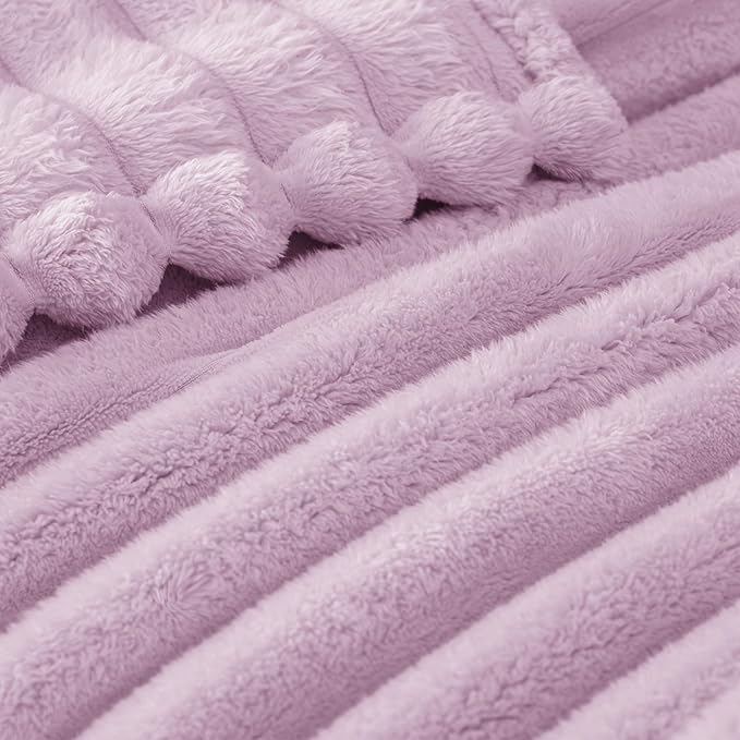 Exclusivo Mezcla Fleece Throw Blanket for Couch, Super Soft Striped Jacquard Bed Blanket, Lightweight Fuzzy Cozy for All Seasons, 50x60 Inches, Lilac Purple