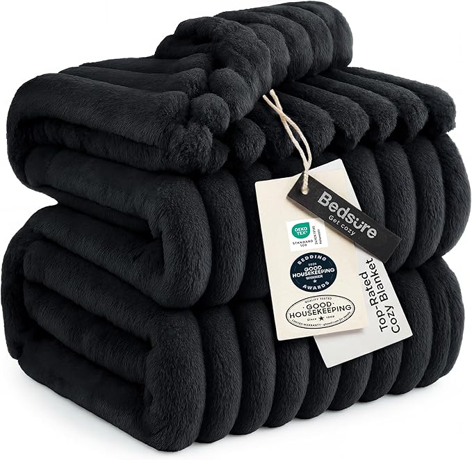 Bedsure GentleSoft Black Blanket Full Size for Bed - Cozy Soft Blankets for Women, Cute Large Fleece Throws for Girls, 84x90 Inches