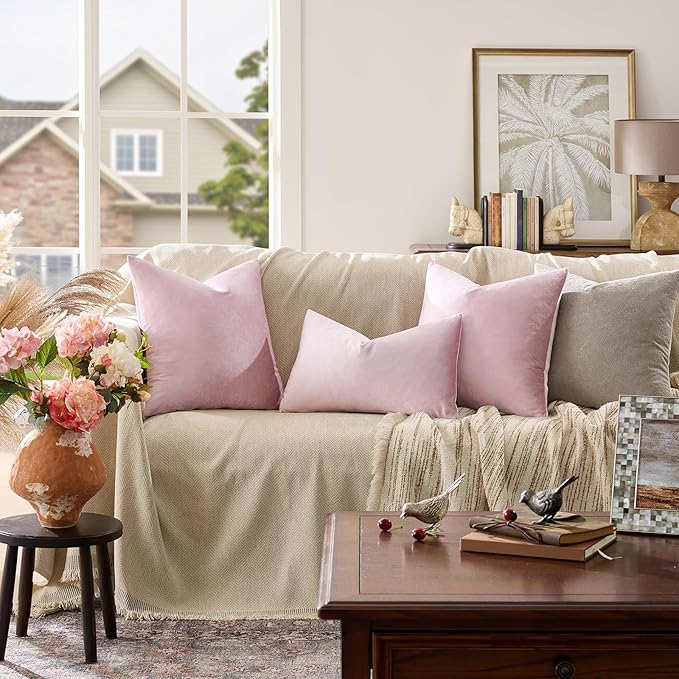 GIGIZAZA Decorative Couch Throw Pillow Cover,Set of 2 18x18 Sweet Lilac Pillow Covers,Square Sofa Velvet Throw Cushions