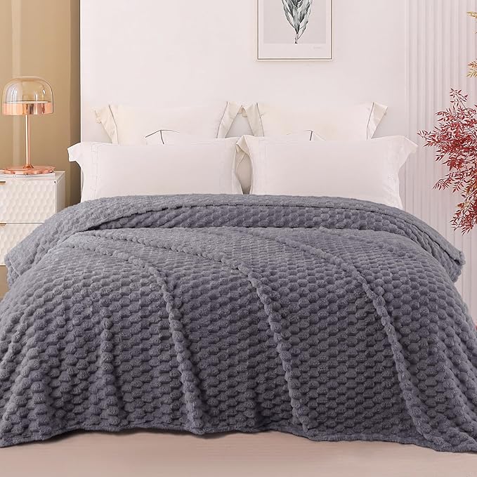 Exclusivo Mezcla Fleece Twin Blanket for Bed, Extra Large Fuzzy Dark Grey Bed Blankets, Soft Cozy Plush Sofa Throws for All Seasons, 60x80 Inches